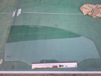 staklo desnih vrata opel corsa c s 3 vrata