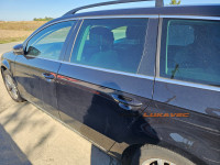 STAKLO VRATA ZADNJE LIJEVO VW PASSAT B7