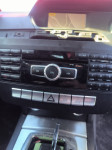 auto radio Mercedes c