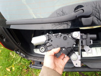 BMW F10 F11 KARAVAN MOTOR ZADNJEG BRISAČA PREKIDAČ ZA OTVARANJE STAKLA