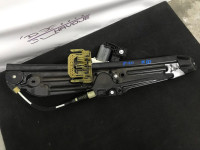 BMW F10 ZADNJI DESNI PODIZAČ STAKLA