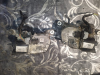 Citroen C5 2.0 hdi 2008.motorić prednjih brisača