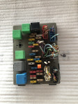 Kutija s osiguračima za PEUGEOT 405 26283629