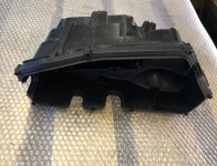 Kutija s osiguračima serije 1 3 4 f20 f30 f31 f32 BMW 8509913