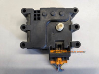 MAZDA 3 MOTORIĆ KLAPNE VENTILACIJE