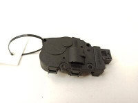 MERCEDES C KLASA W203 - MOTORIC KLAPNE ZRAKA