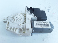 MOTORIC PODIZACA 5K0959703A 5K0959795 0130821567 Volkswagen Touran 201