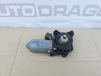 Motoric podizaca stakla w203 prednji lijevi A2208204642