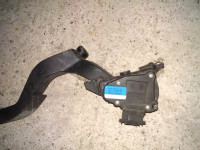 Pedala gasa audi a6
