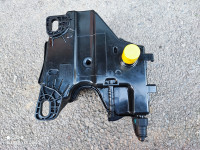 Peugeot 308 T9 blueHdi rezervoar aditiva 9808025480