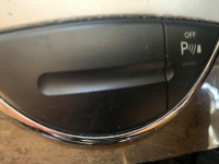 Prekidač PDC parkirnog senzora E-klasa w211 MERCEDES