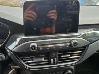 PRODAJEM Ford focus mk4 navigacija