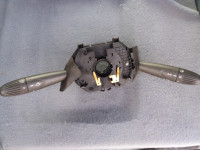 Punto 2 ručice kod volana