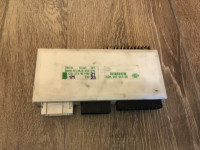 Računalo serije 5 e39 GM III 3 modula BMW 6913519