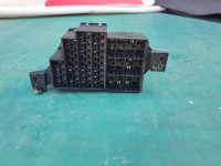 renault clio 2 1.9d 2000g. kutija osiguraca