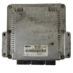 Renault ECU / 0281011102 / 8200153945 / 8200222133 / BOSCH