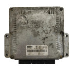 Renault ECU / 0281011102 / 8200153945 / 8200222133 / BOSCH