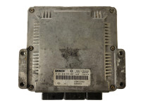 Renault Laguna ECU / 0281010556 / 8200153946 / 8200095416 / 28SA5455 /