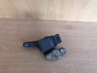 Senzor razine farova za BMW serije 5 e60 e61, nivelator 1093699