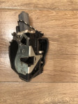 serija 7 e65 e66 Soft Close sprednja desna ključavnica 7028908