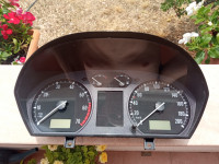 Skoda Fabia brzinomjer  ( celer )