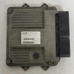 VW POLO ECU / 03E906033L / 5WP40194 05 / SIMOS 3PE / SIEMENS