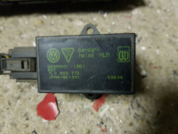 vw touareg rele grijača sjedala...motoriči sjedala..itd