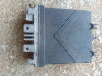 WV T4 2.5i  kompjuter motora