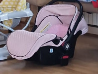 autosjedalica za bebu (jaje)