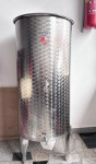 Inox bačva 200l, malo korištena, dvije pipe