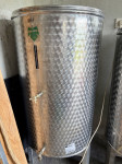 Inox bačva 300 L, dva poklopca