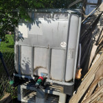 Sistem za navodnjavanje s cijevima i ventilima