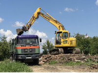 KOMATSU PC 138 US