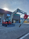 TAKEUCHI kompaktni bager s kabinom TB370 (V)