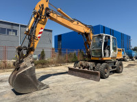 Liebherr A904