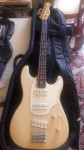 Godin Shifter SSS bass