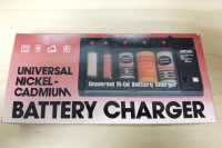 Univerzalni punjač baterija AA, AAA, C, D i 9V