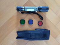 Svjetiljka s tri filtera u boji