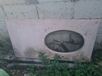 Betonska ploča za sudoper, malo oštećena na kutu, nikad korišten