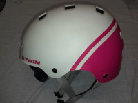 Biciklistička kaciga BTWIN, 55-59 cm, 10,00 €