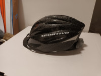 NOVO kaciga za bicikl nikad koristena Sportivo