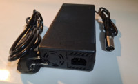 Kvalitetan brzi punjač za e-bicikle 54,6V/5a - za 48v bateriju - novo!