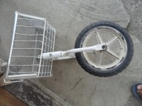 pomočni kotač za bicikl sa košarom