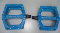 RFR plave flat pedale sa pinovima,odlicno stanje,jak grip,povoljno