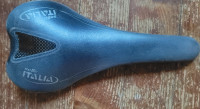 Selle italia slr carbonio 125g