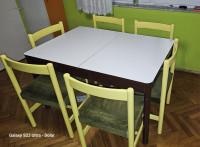 MASIVNI DRVENI STOL ZA KUHINJU + 6 DRVENIH STOLICA