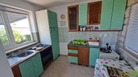 Kuhinju rabljenu sa aparatima otok Krk, Njivice