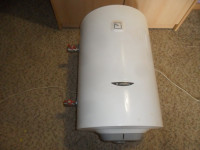 ELEKTRIČNI KOMBINIRANI BOJLER ARISTON