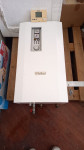 Vaillant elektricni bojler za cebtralno grijanje plus termostat