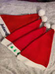 Božićni ukrasi - crvene kape